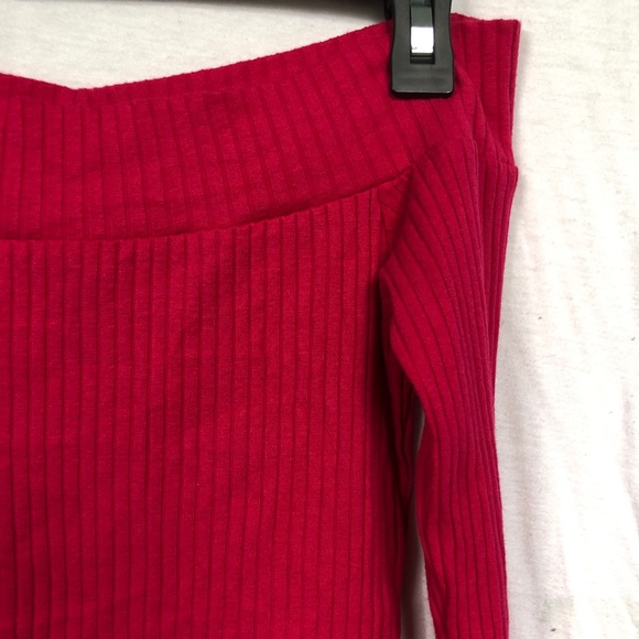 Pink off the shoulder long sleeve shirt - Picture 4 of 6